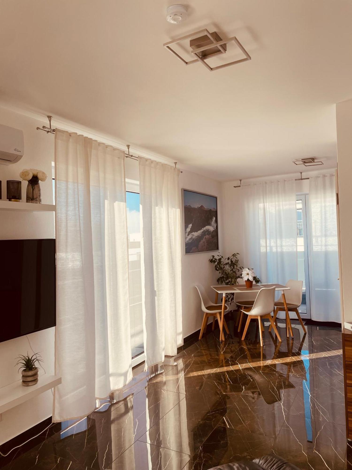 Ferienwohnung-Weinstadt Εξωτερικό φωτογραφία
